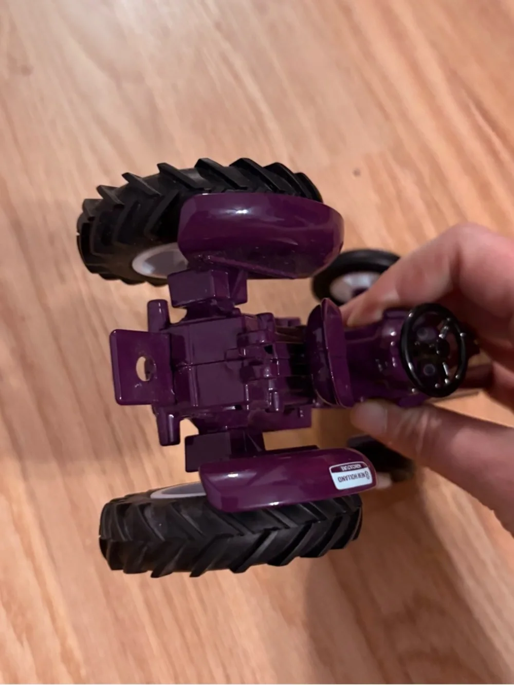 ERTL 1/16 Ford 9N Cancer Survivor Tractor Purple Metal Toy Collectible